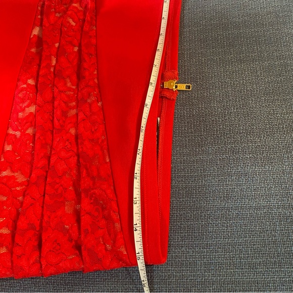 Sexy Red Lace Body by Victoria Mini Skirt - Picture 5 of 9